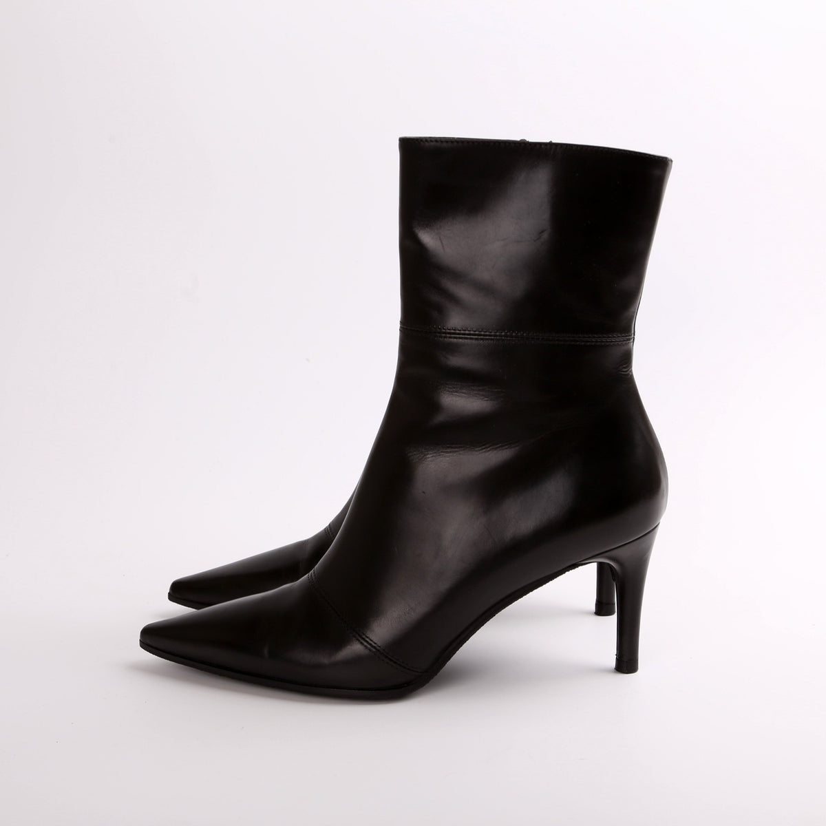 Leather Pointed Toe Boots Size .