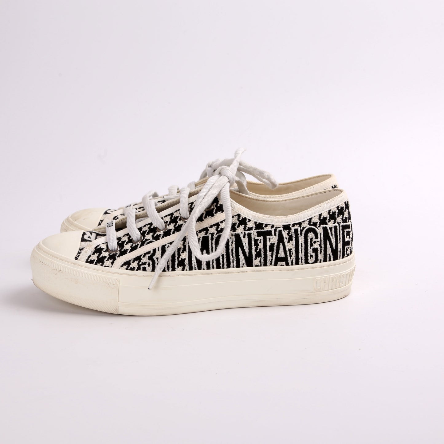 Walk'N'Dior Sneakers Size 37.5