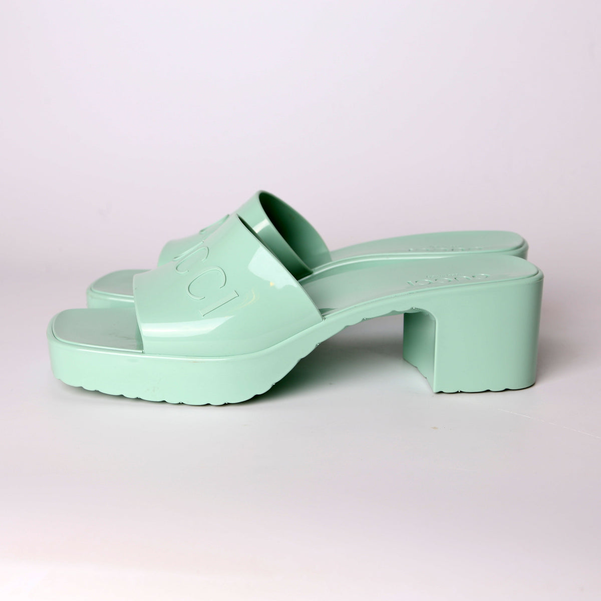 Logo Rubber Slides Size
