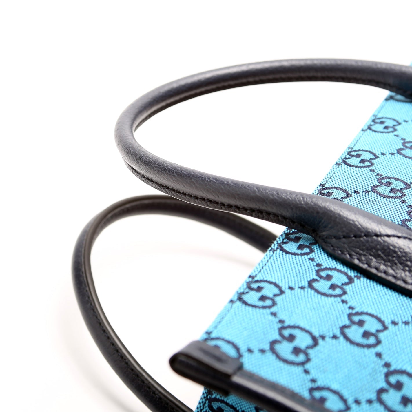 GG Canvas Interlocking GG Small Tote