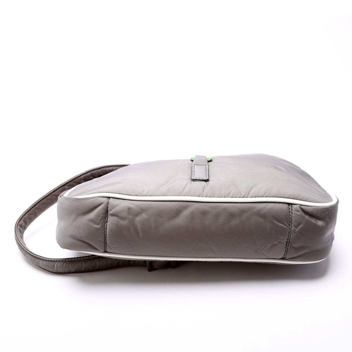 Le  A  Ecolyn Hobo