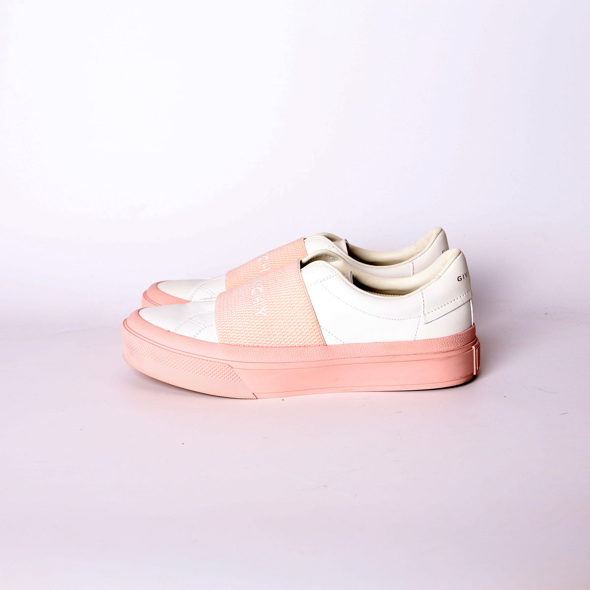 City Court Sneakers Size 38