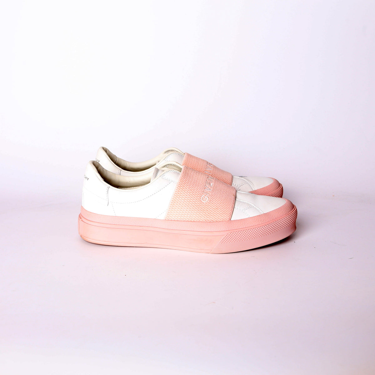 City Court Sneakers Size 38
