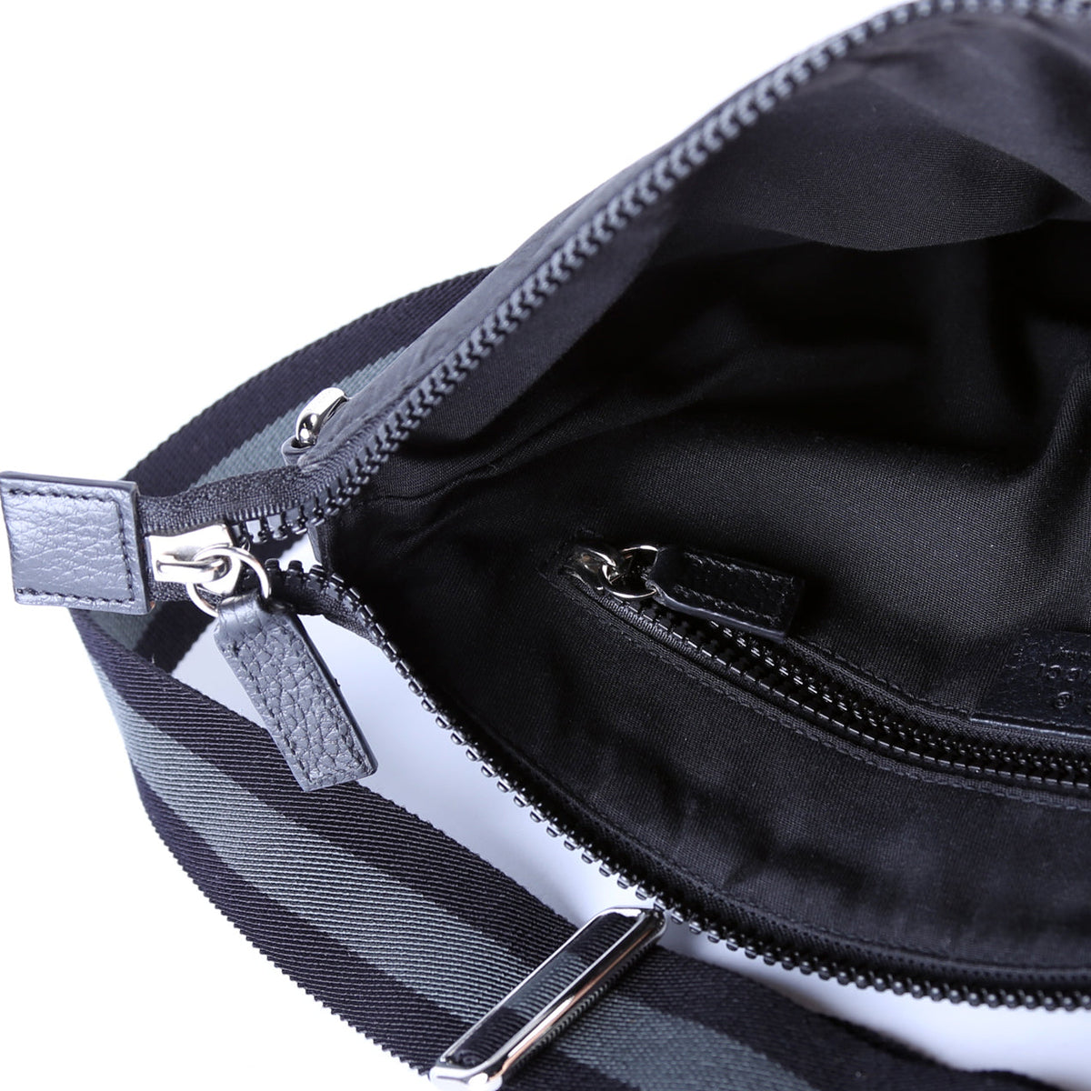 GG Nylon Small Flat Messenger Black