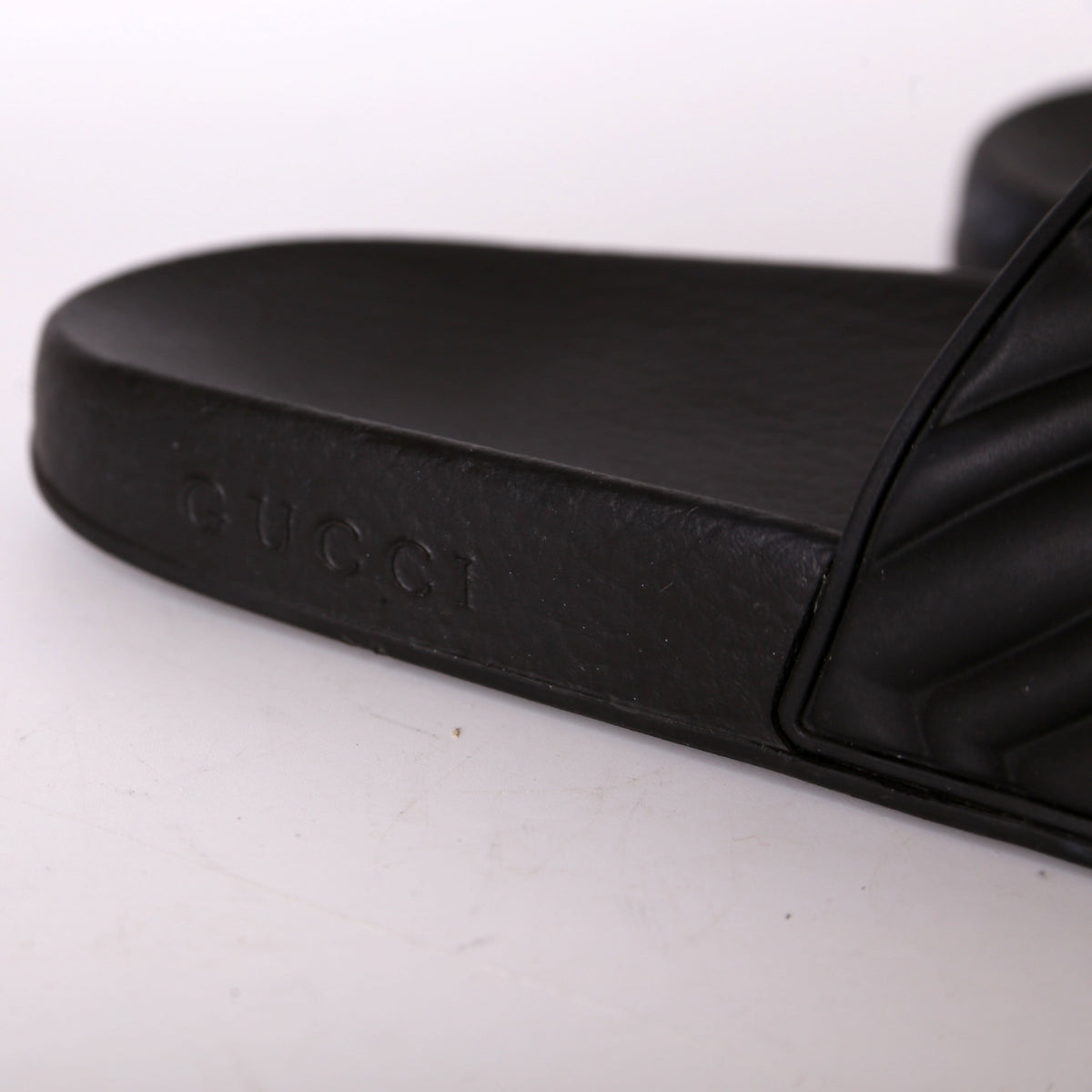 Marmont rubber Slides Size