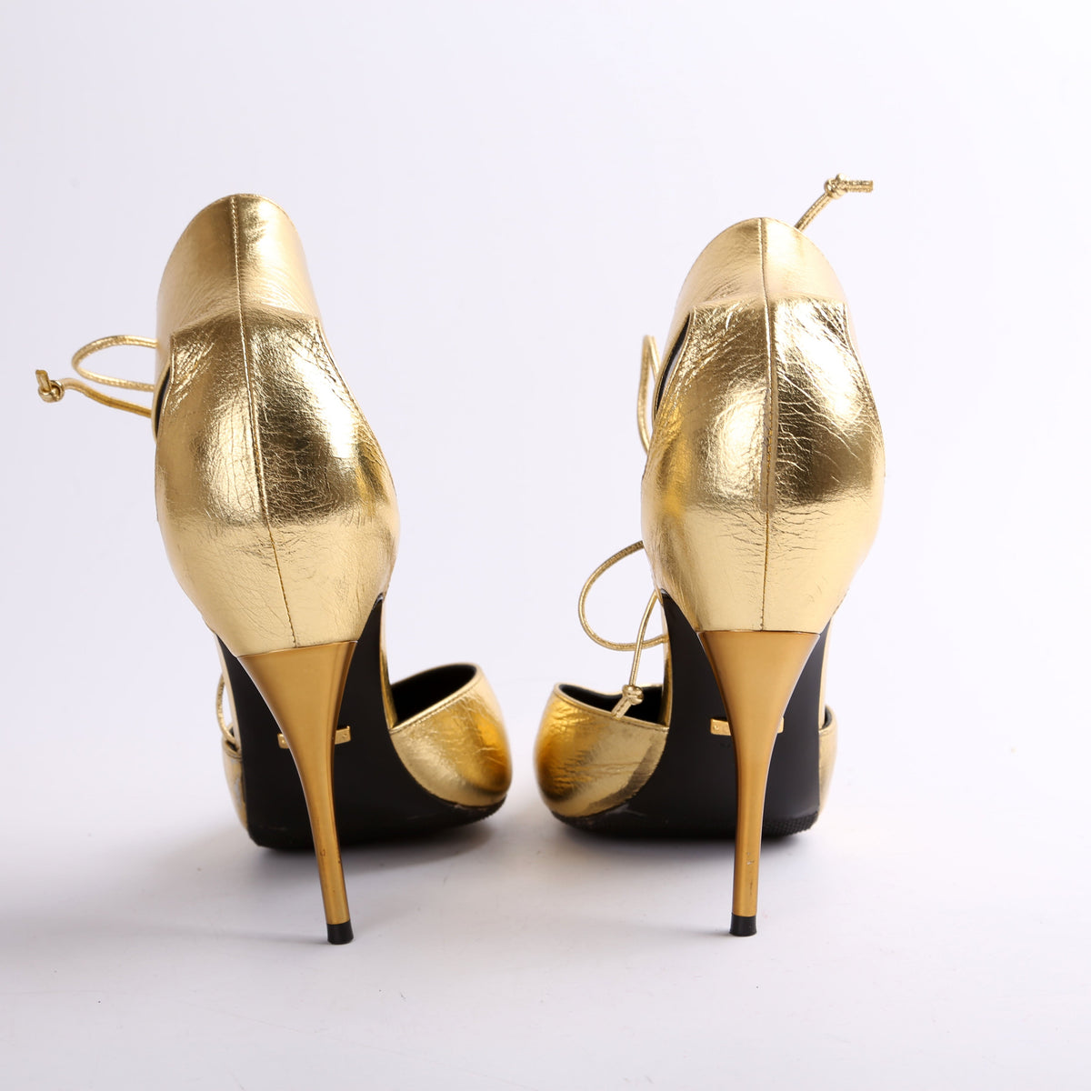 Priscilla MM Metallic Pumps Size