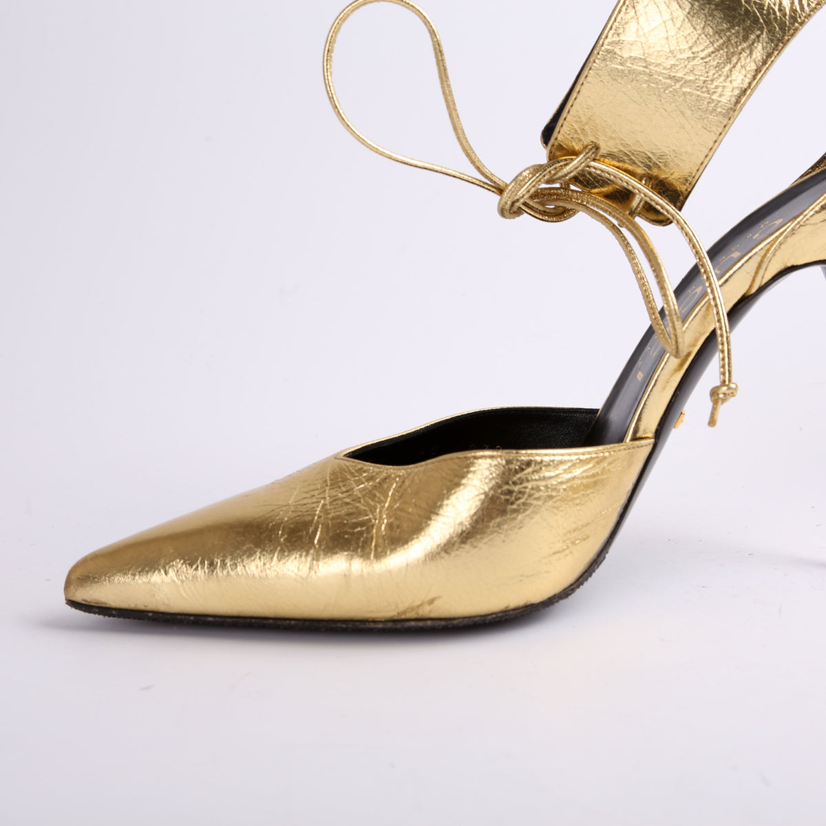 Priscilla MM Metallic Pumps Size