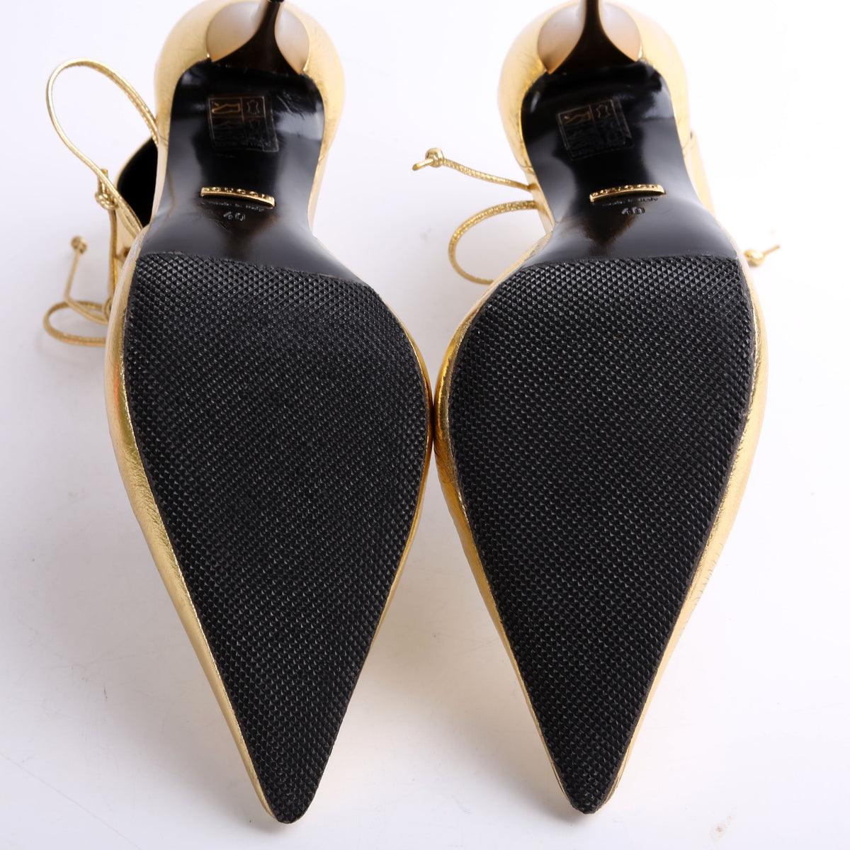 Priscilla MM Metallic Pumps Size