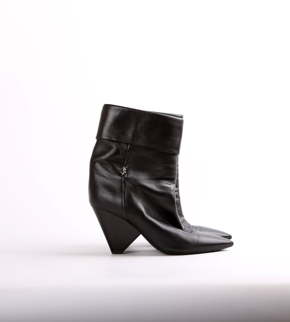 Leather Niki MM Booties Size