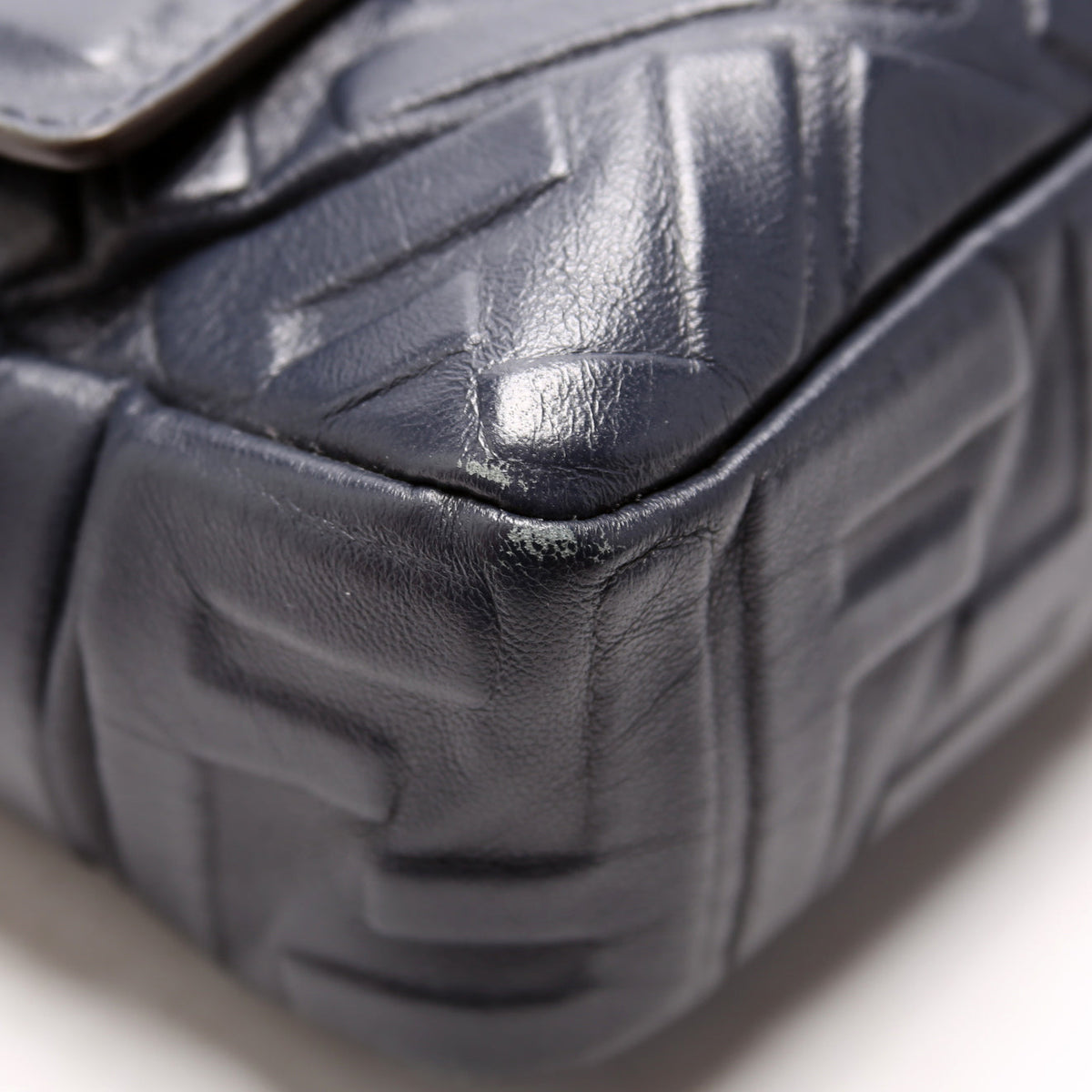 Baguette FF Embossed Nappa Navy