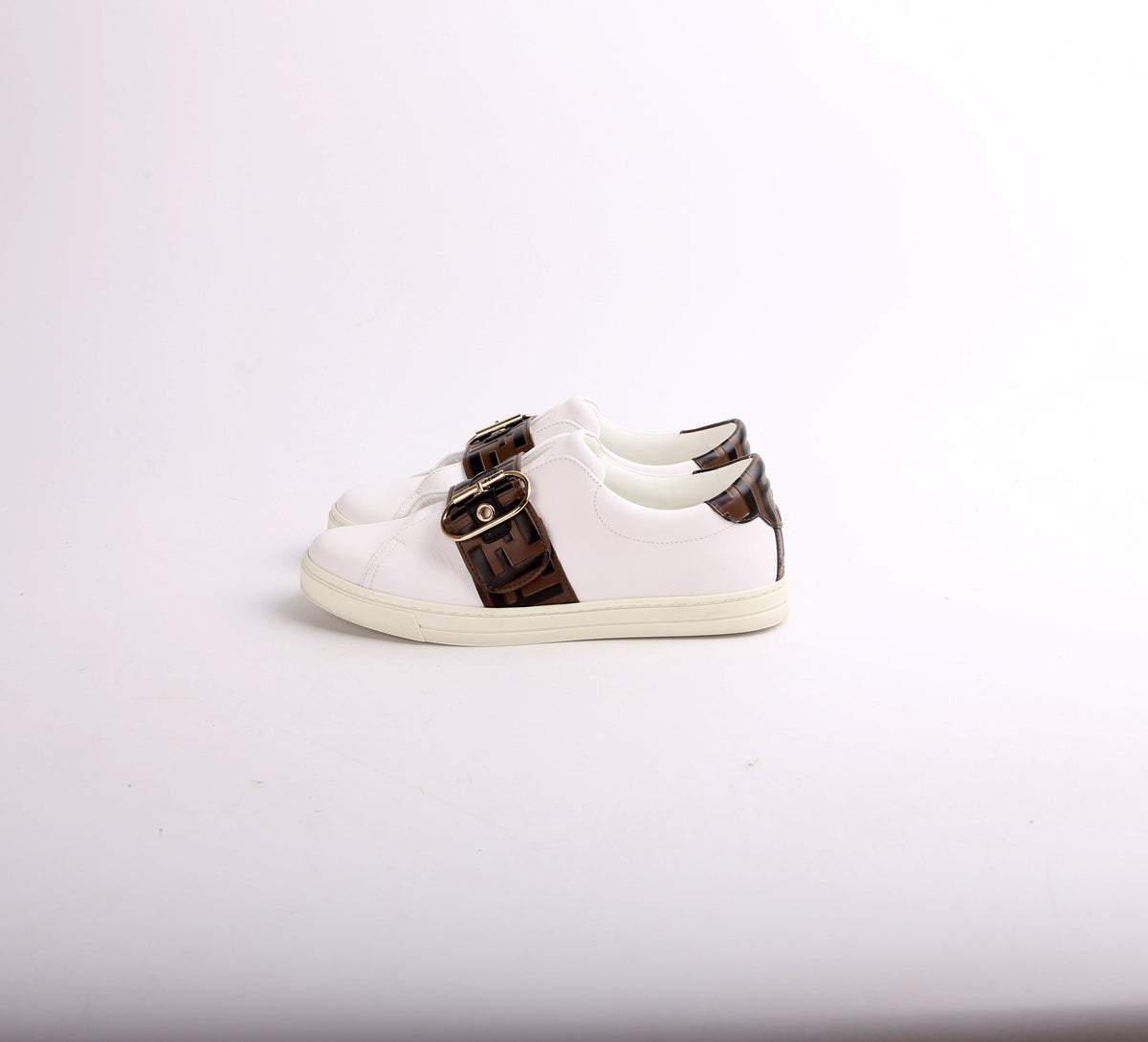 Pearland Sneakers Size 37