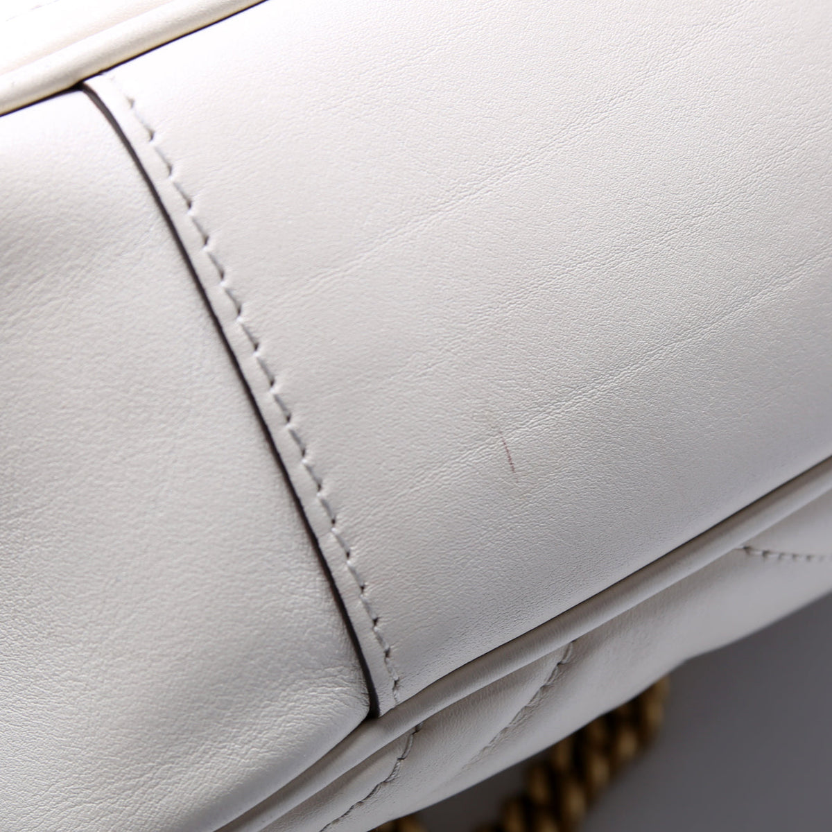 GG Marmont Medium Chain Bag Cream