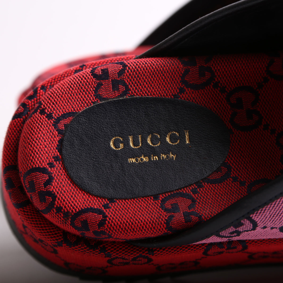 GG Canvas Platform Slides Size .