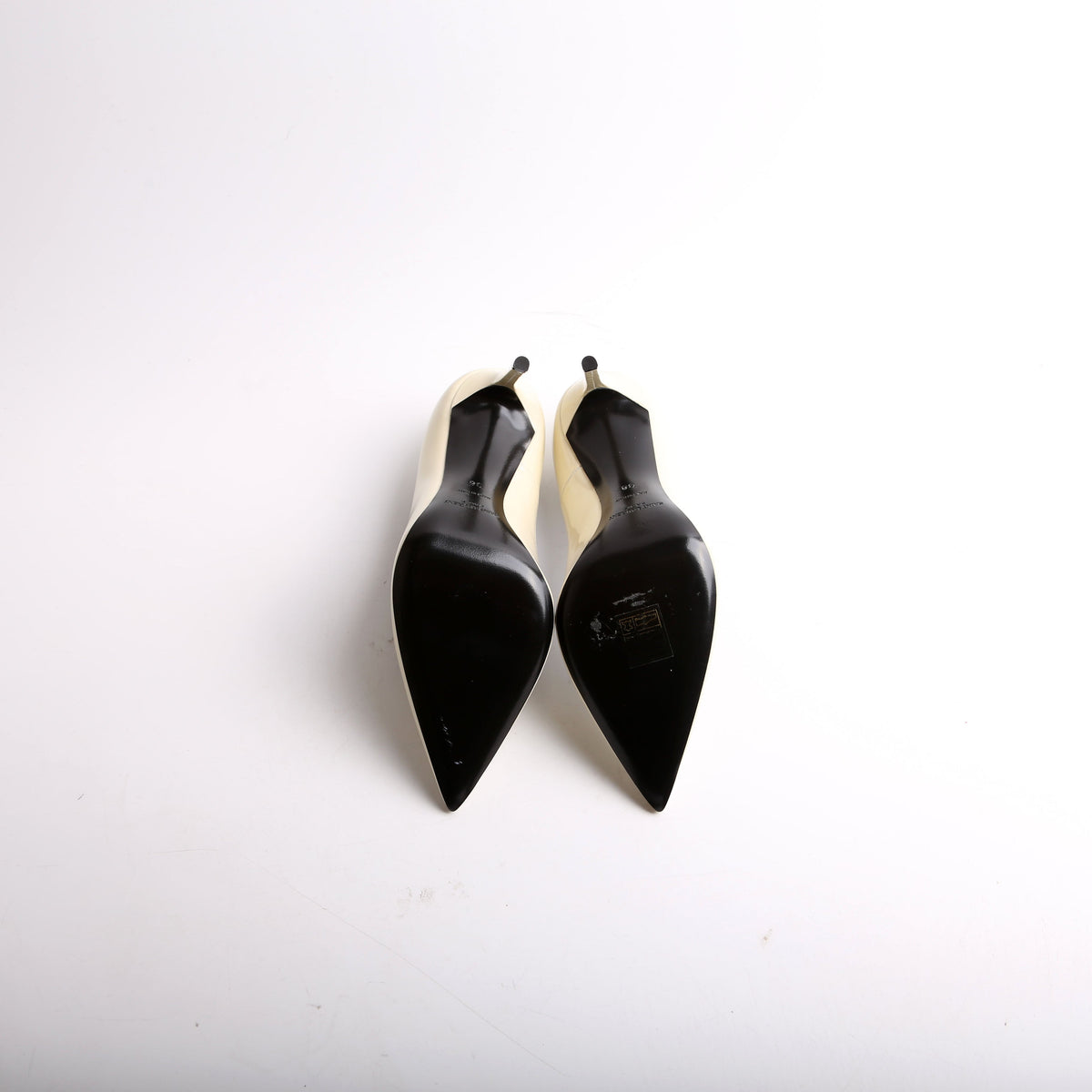 Zoe MM Pumps Size