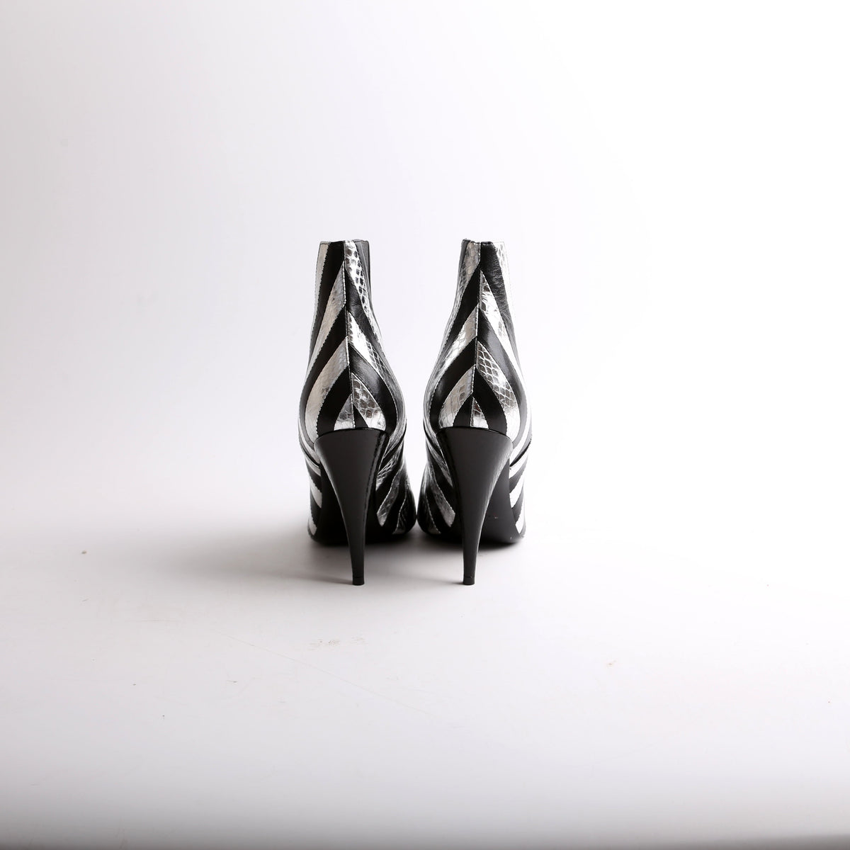Kiki Striped Leather Booties Size .