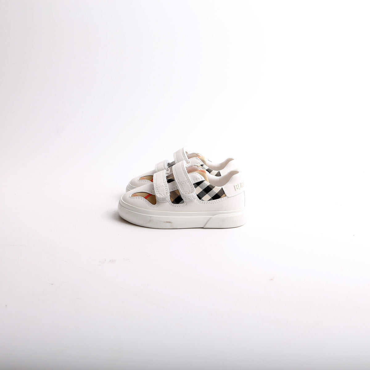 Kids Noah Low top Sneakers Size 23