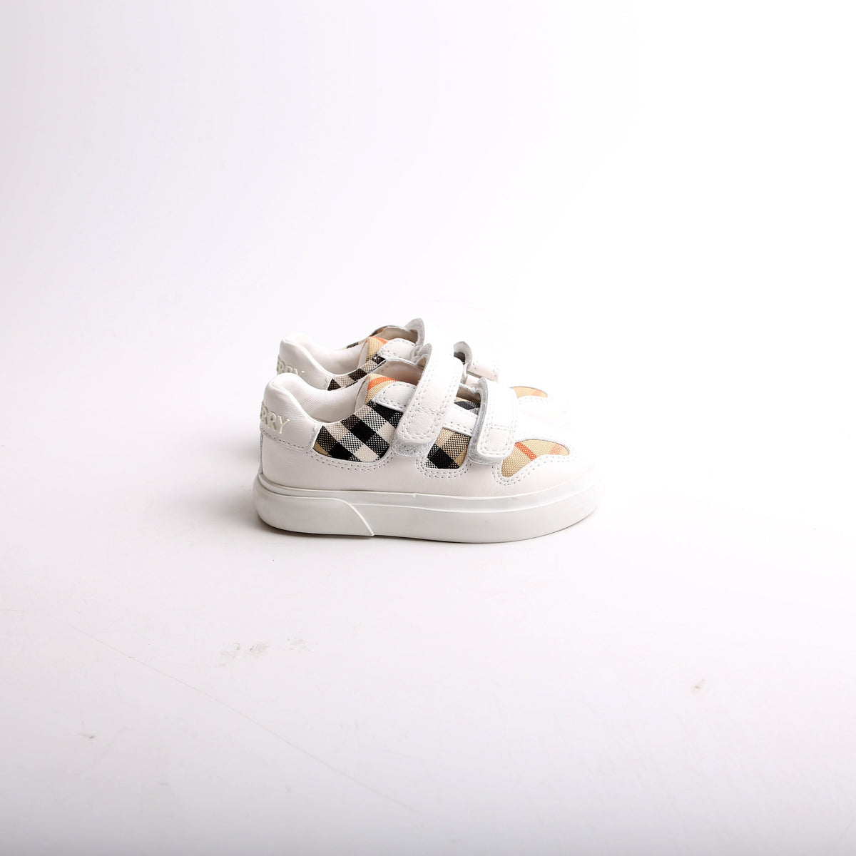 Kids Noah Low top Sneakers Size 23