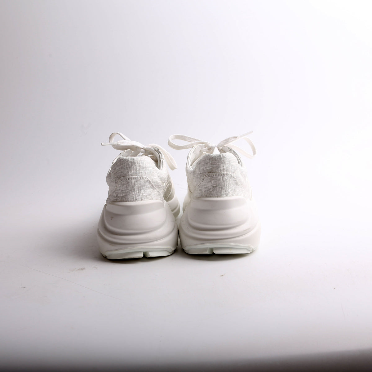Rhyton Sneakers Size