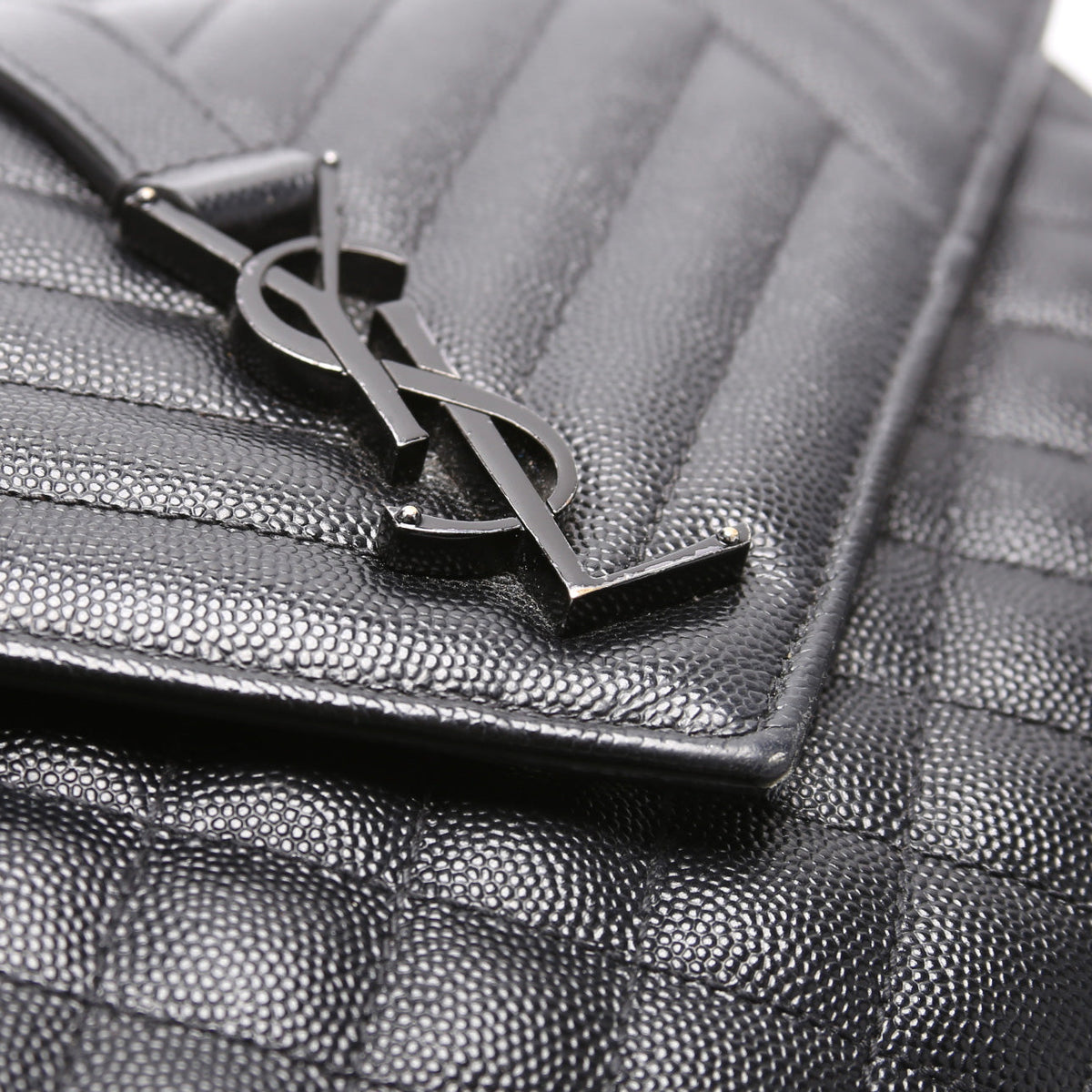 Envelope Medium Grain Triquilt Black