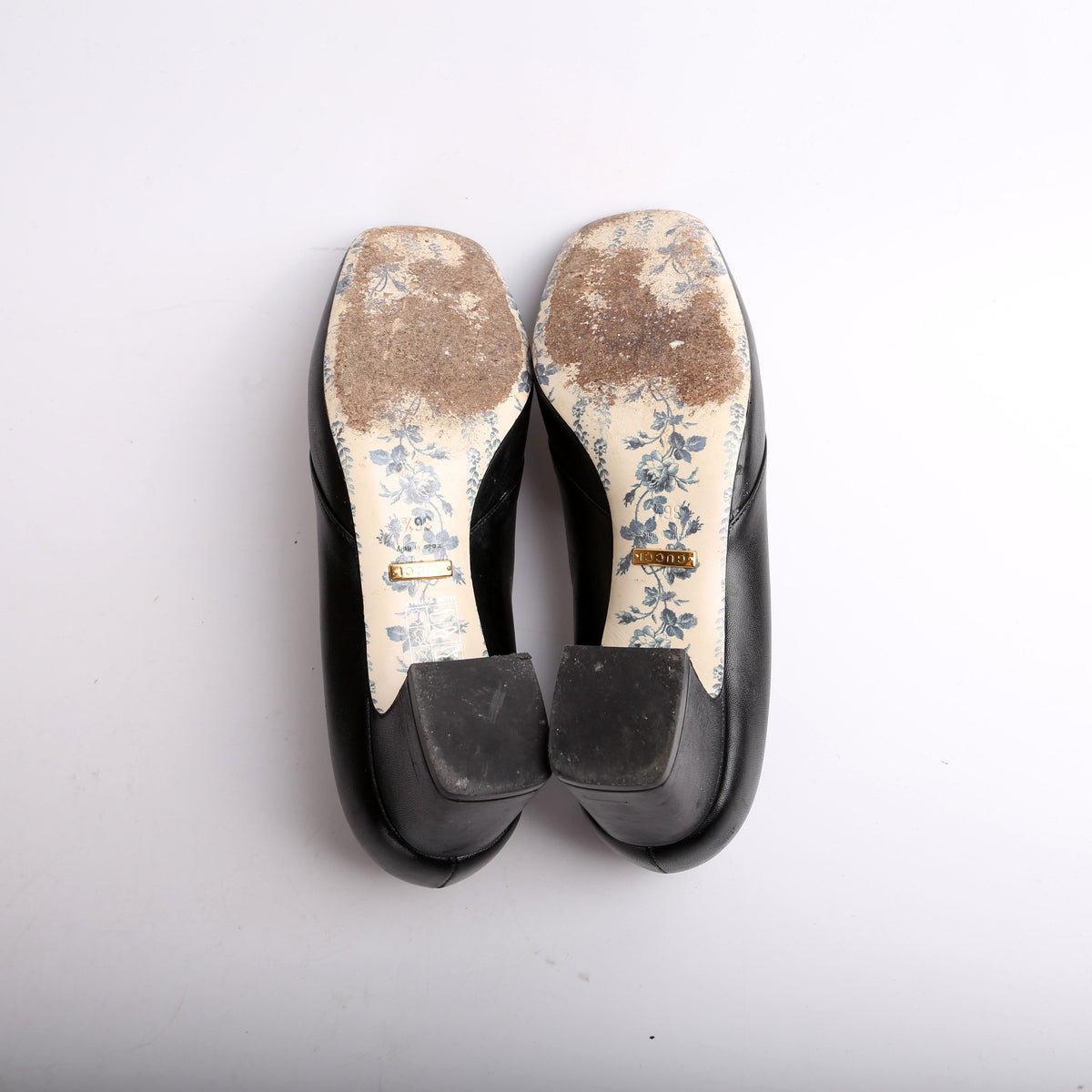 Victoire MM Loafer Pumps Size .
