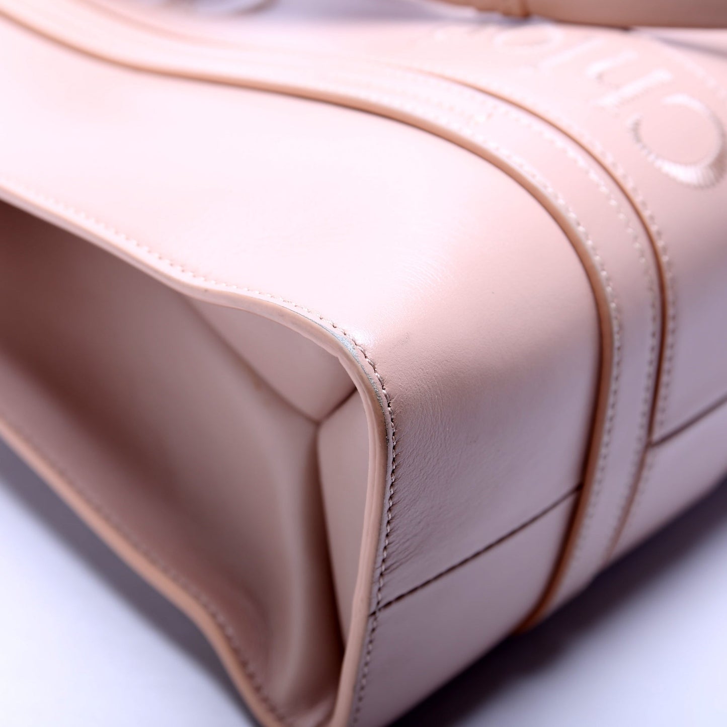 Woody Medium Leather Tote Pink