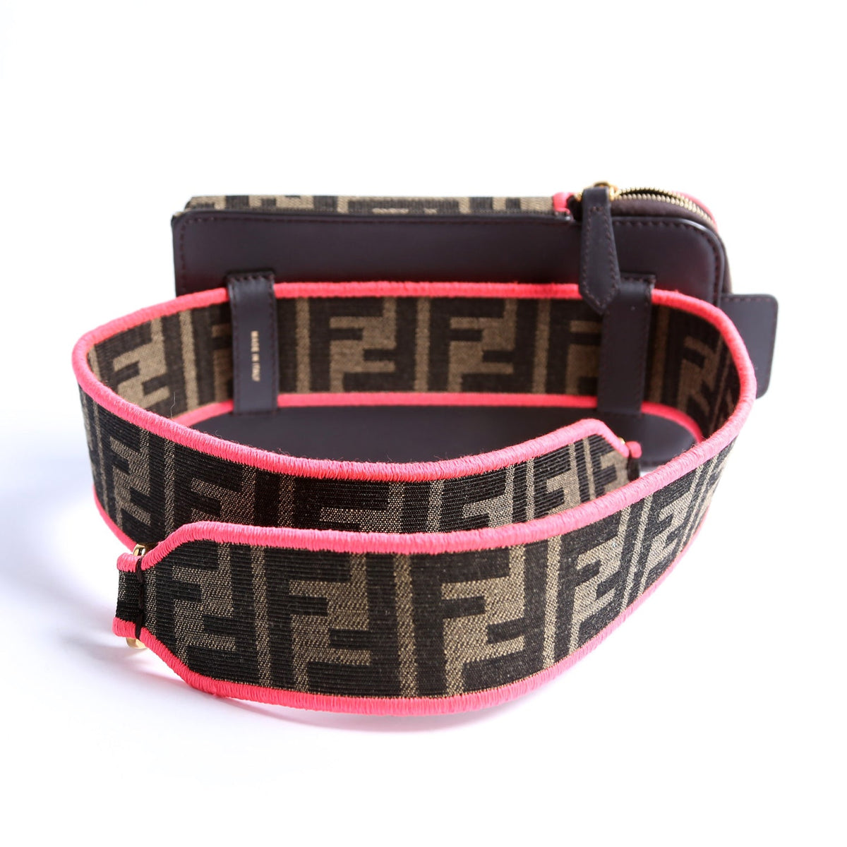 8AV132 Strap You With Phone Pouch Zucca Fabric Brown/Pink