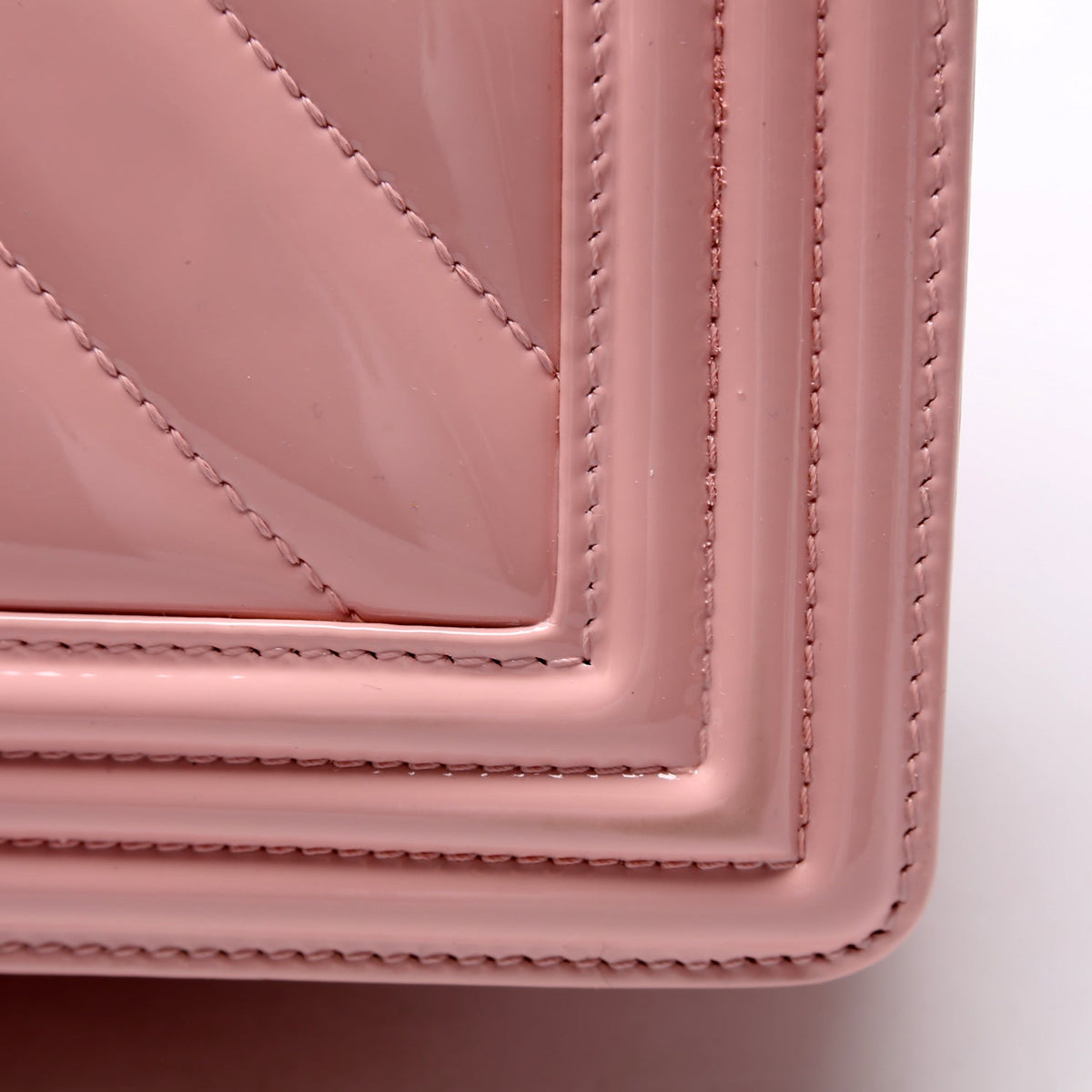 Boy Flap Medium Old Pink Patent