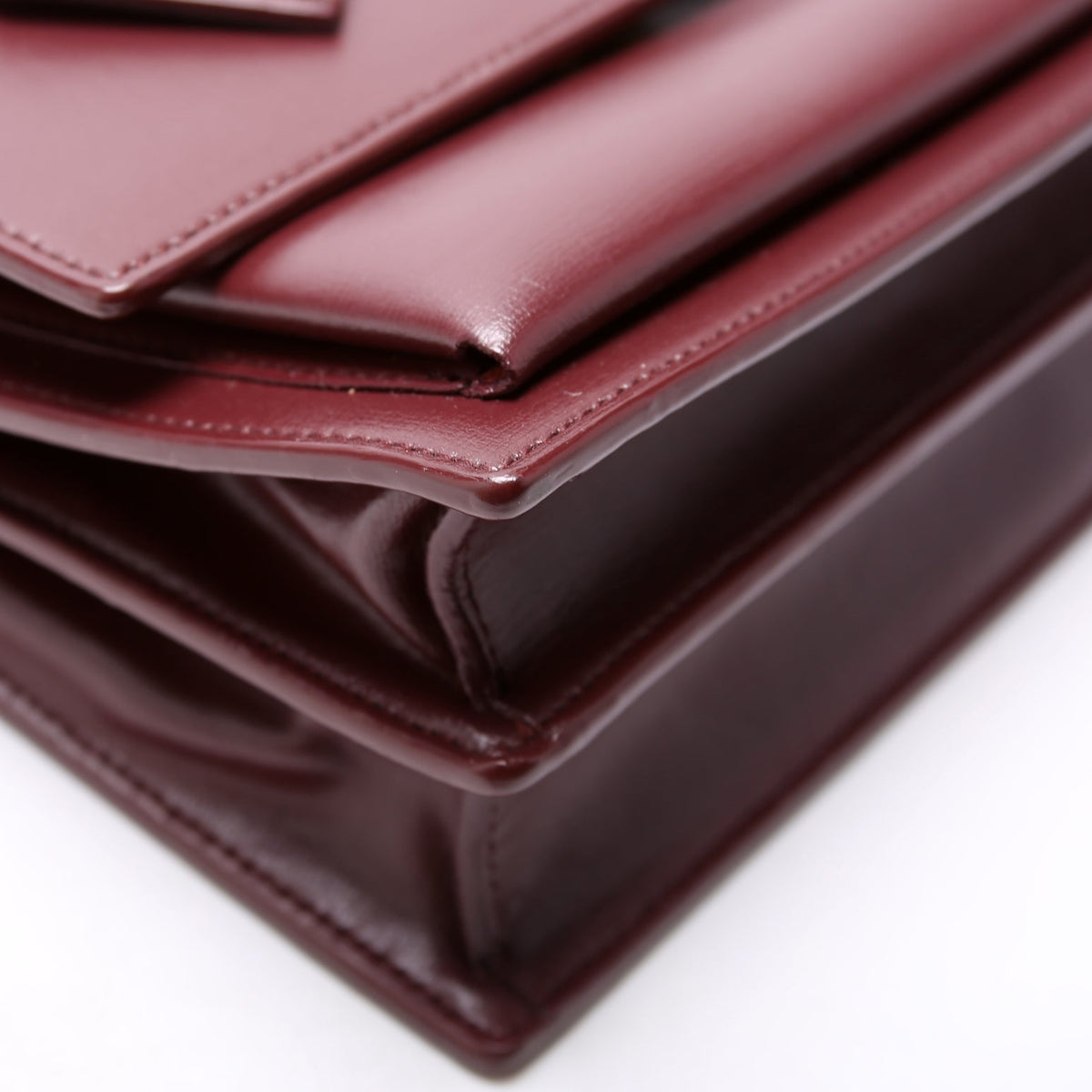 Sunset Medium Smooth Leather 442906 Burgundy