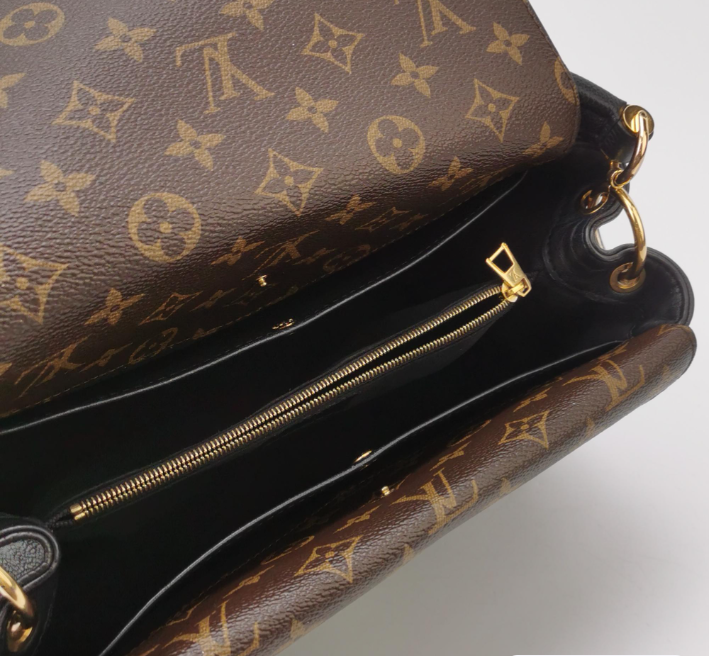 Preloved Louis Vuitton (LV) double V bag 2017year black 037850100119