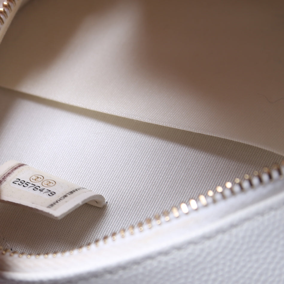 Woven Chain Top Handle Round White