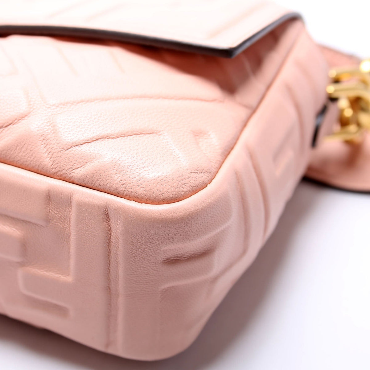 Baguette FF Embossed Nappa Pink