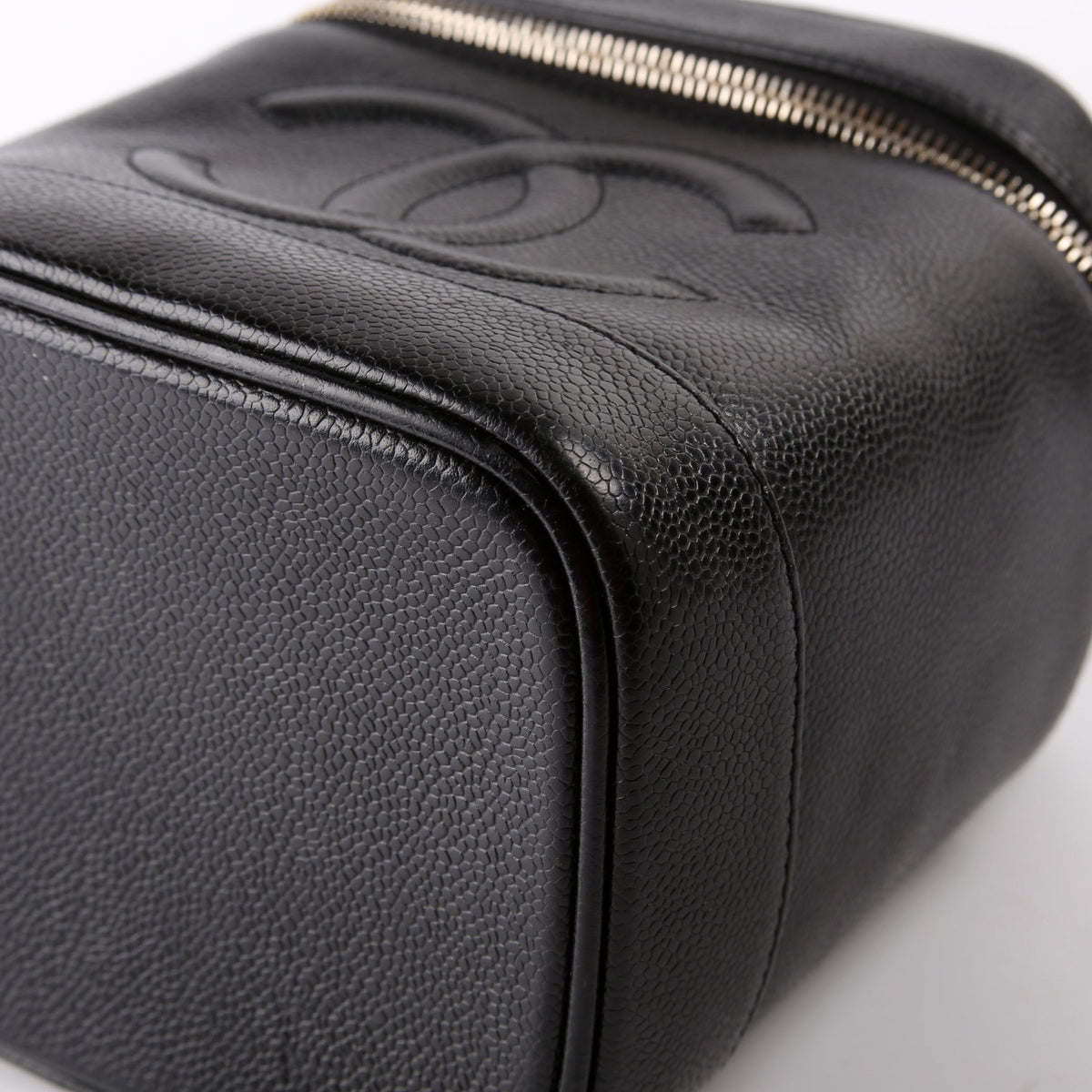 CC Vanity Case Small Caviar Draft