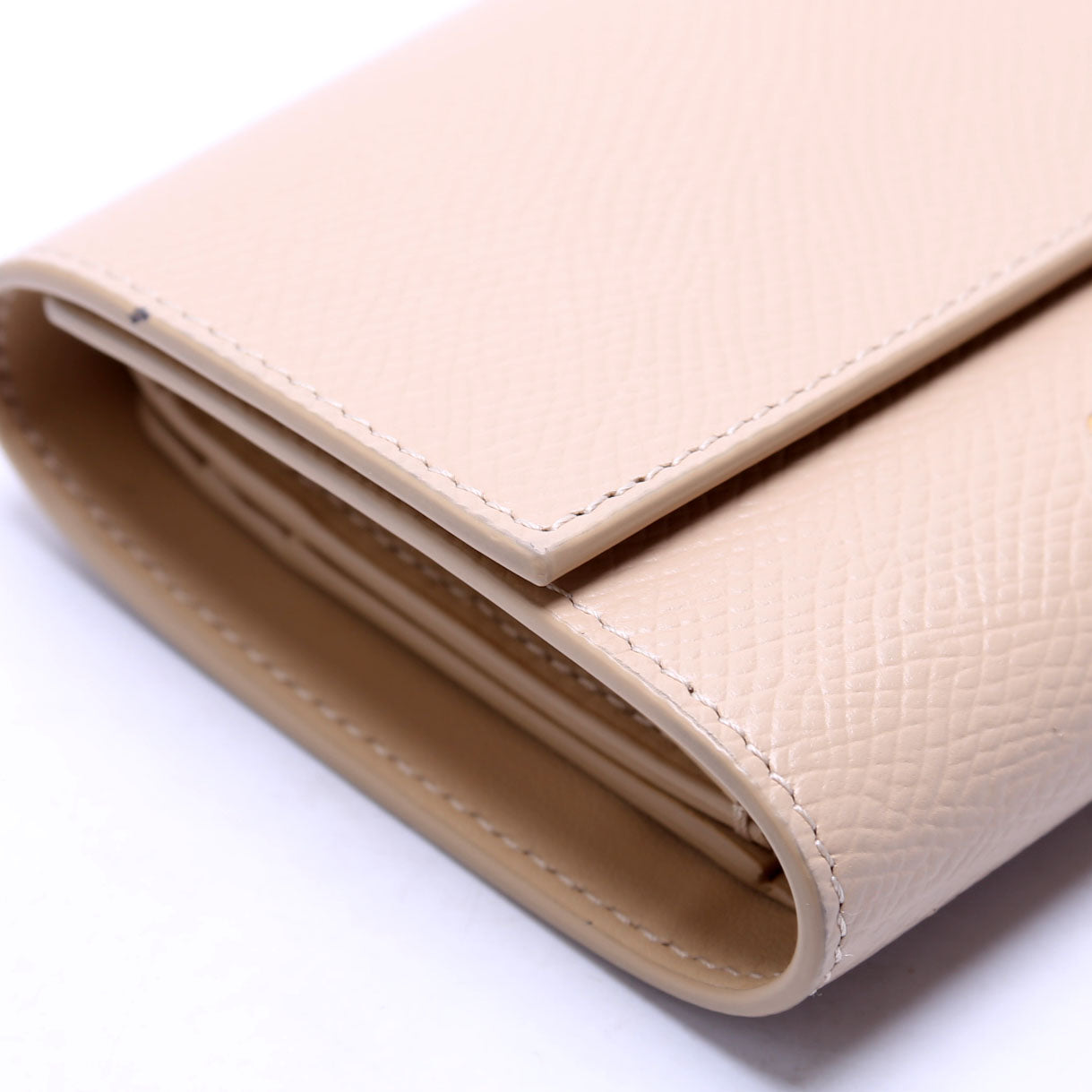 Trifold Small Wallet Grain Calfskin Beige