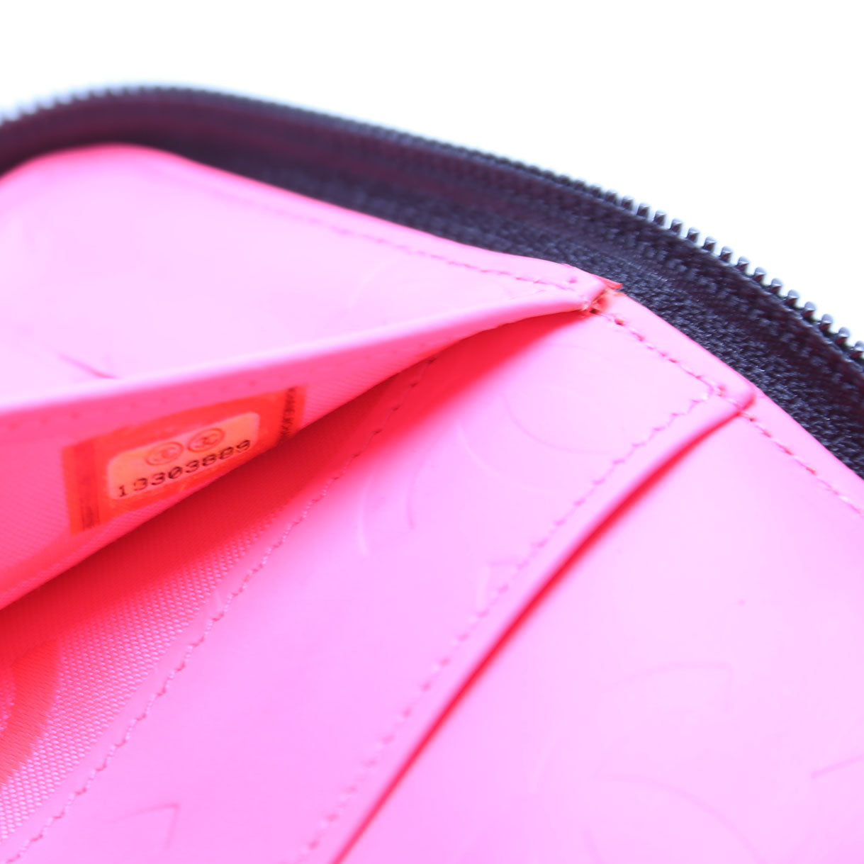 Cambon Ligne Zip Around Organizer Wallet Black
