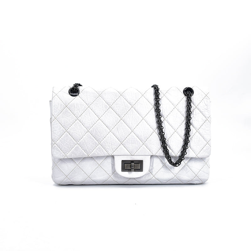 CHANEL Jumbo Reissue Double Flap Bag
