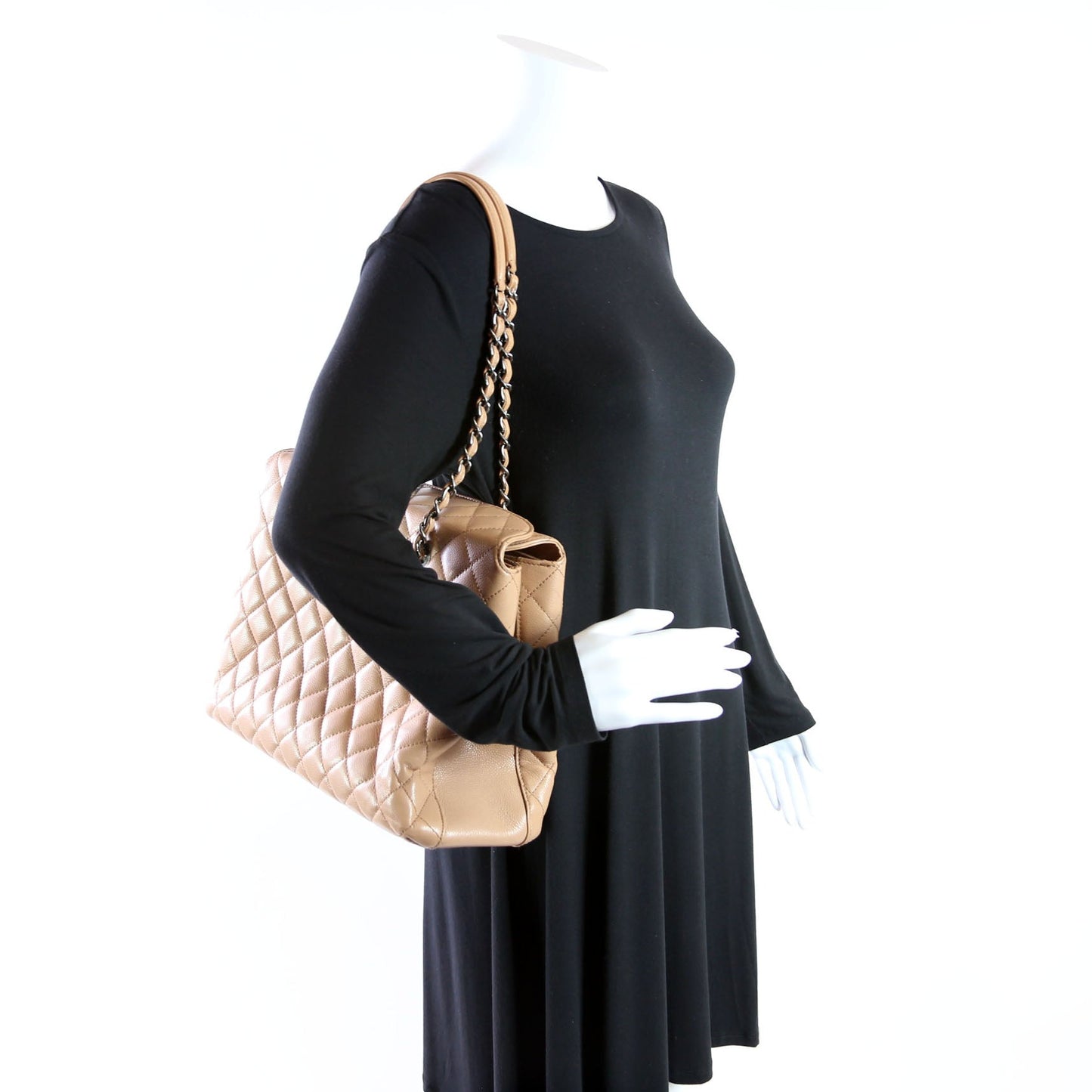 City Shopping Tote Large Caviar 21M Tan