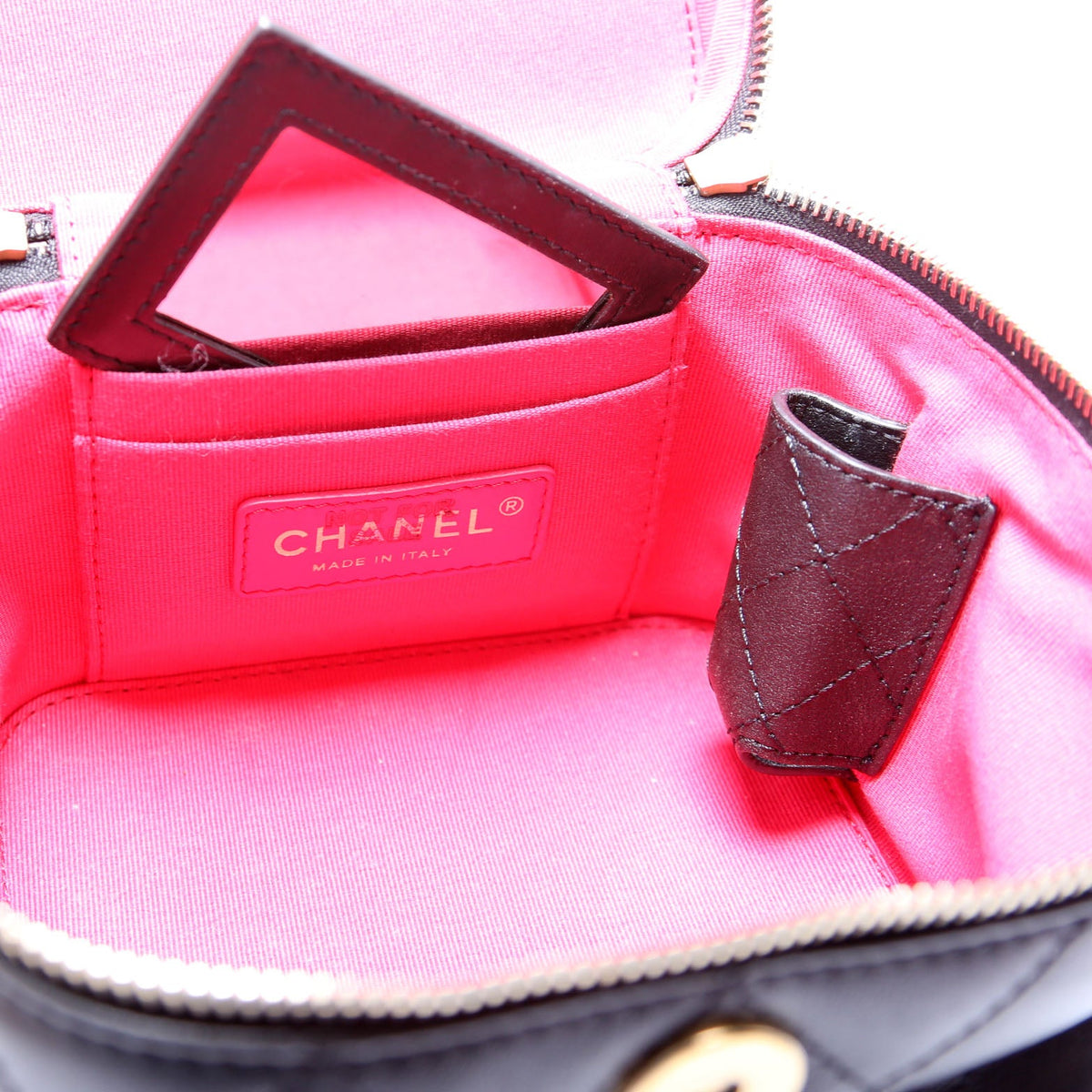 CC Vanity Case With Chain Small RFID Black