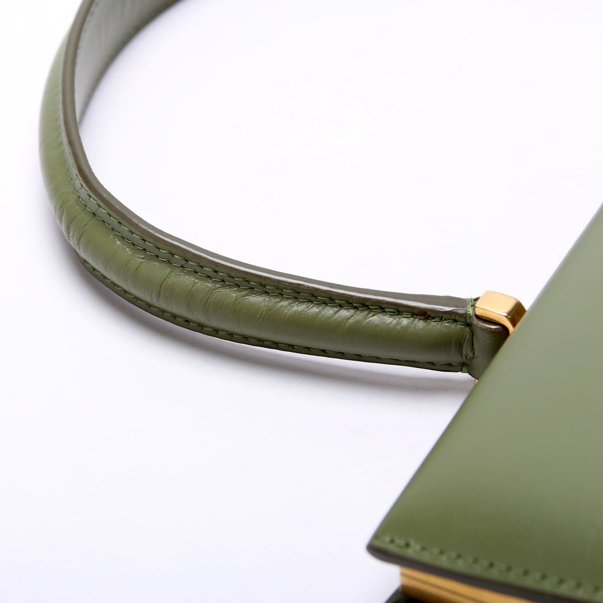 Clasp Medium Top Handle Bag Smooth Calfskin Green