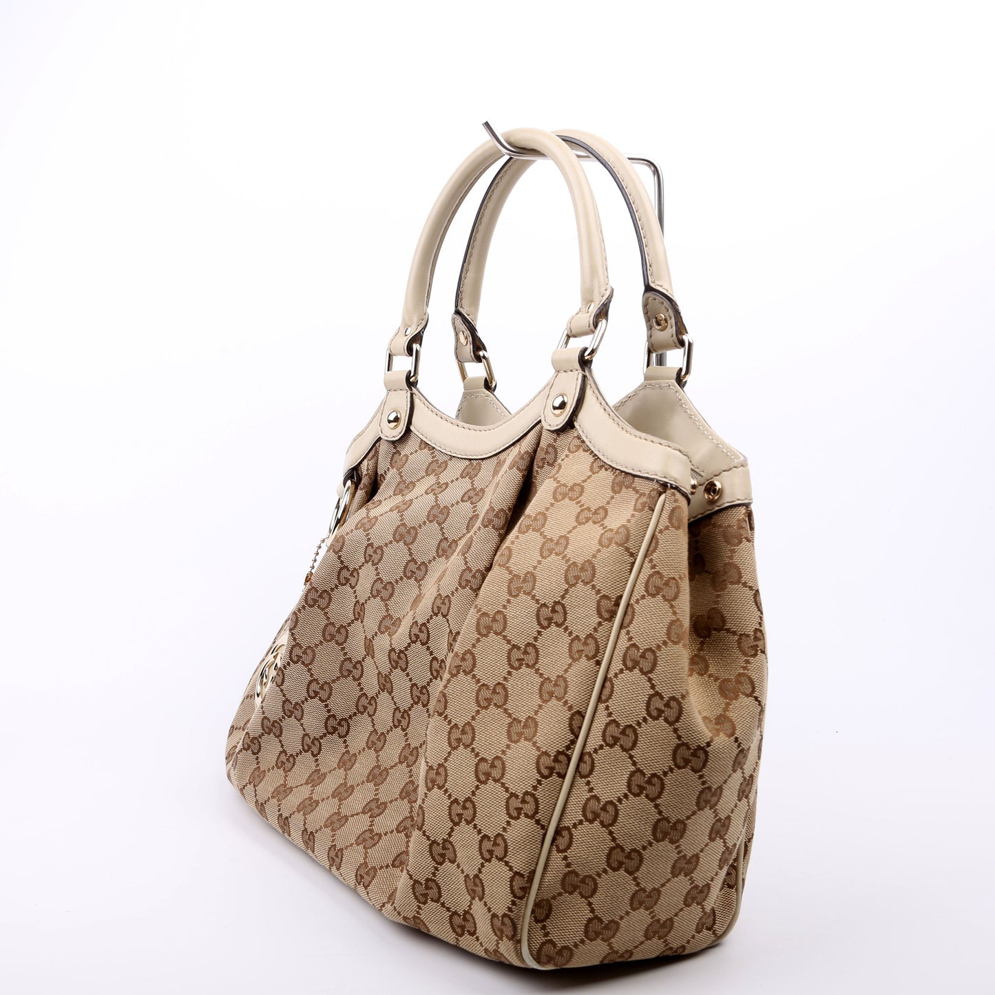 Gucci  Sukey GG Canvas Medium