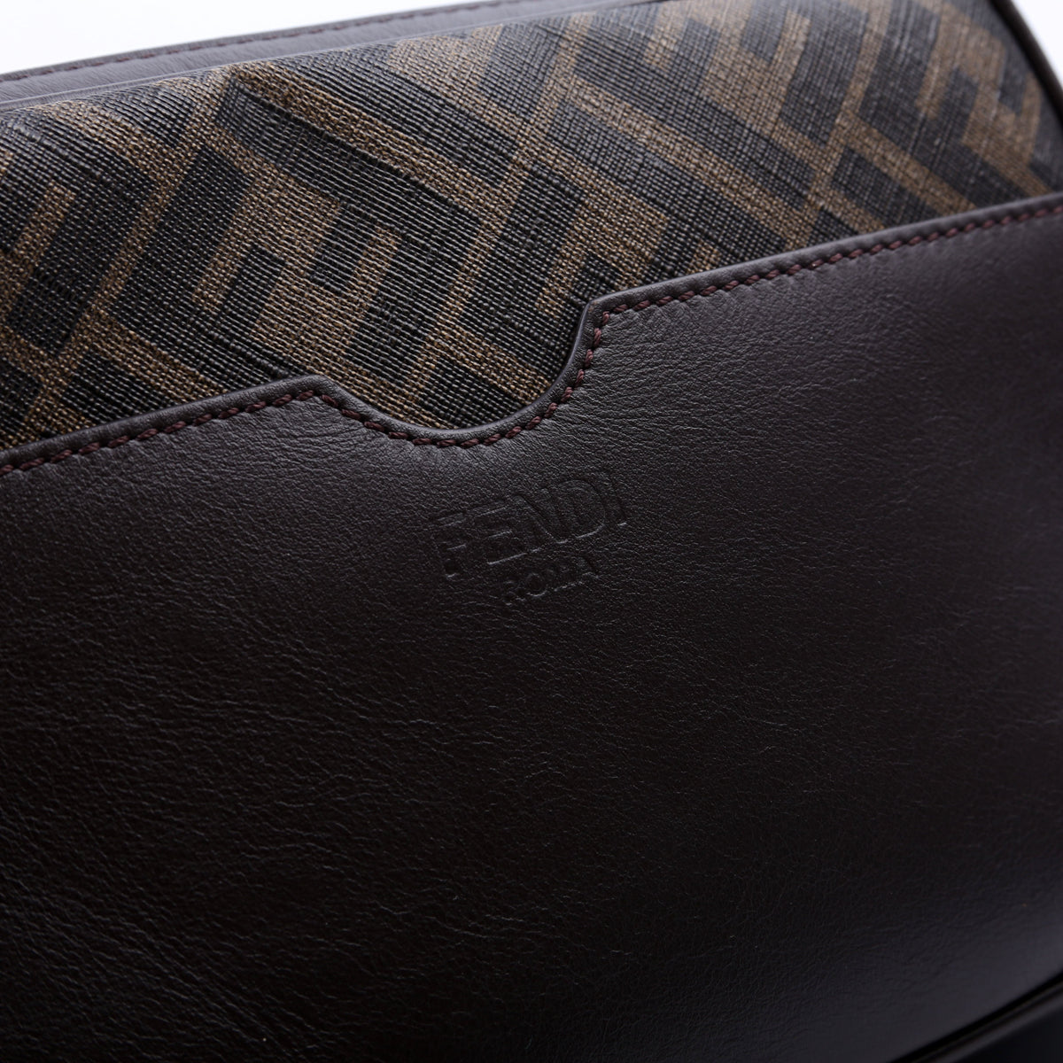 7M0286 Zucca Roma Logo/Leather Camera Case Brown