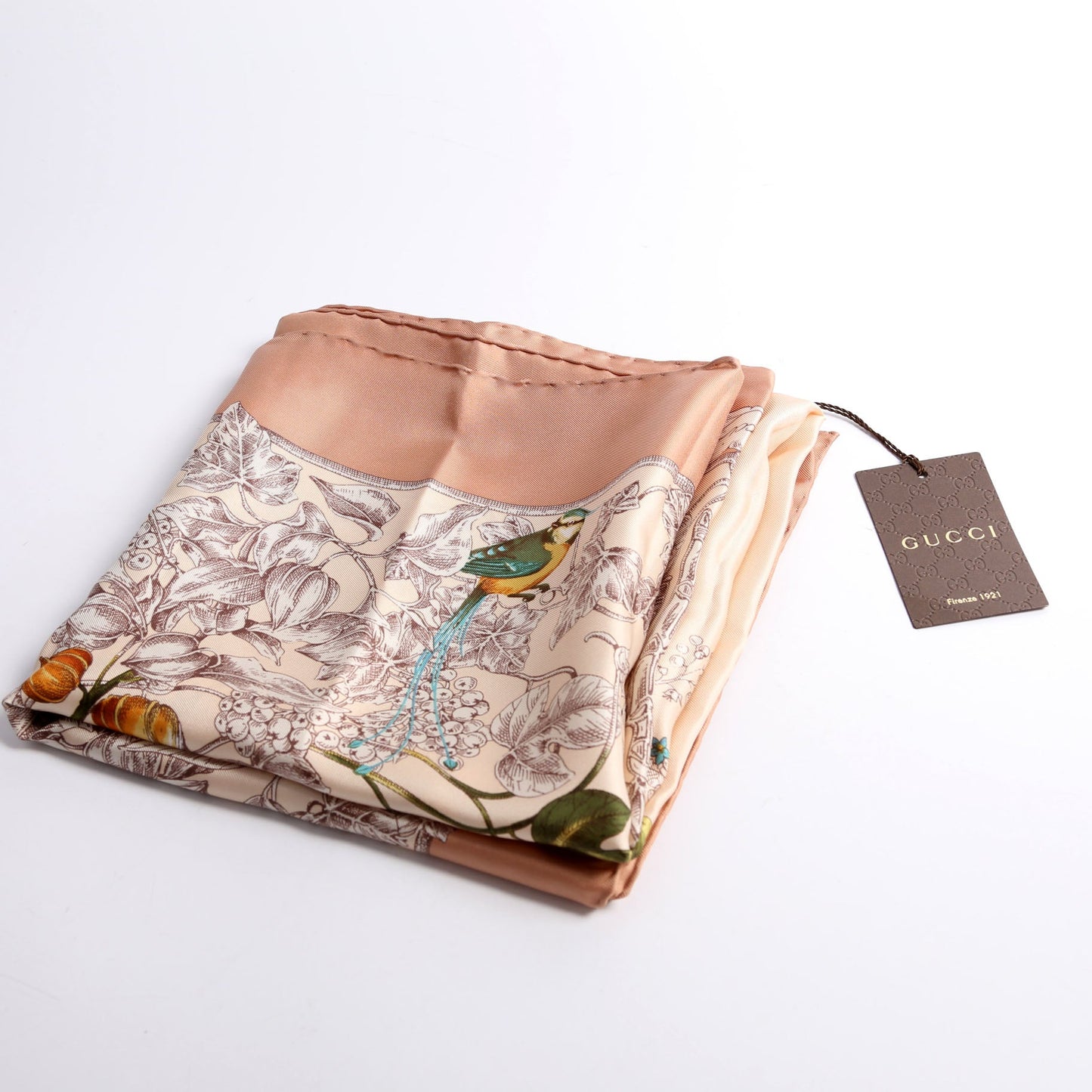 Gucci Wondergardenia Square Silk
