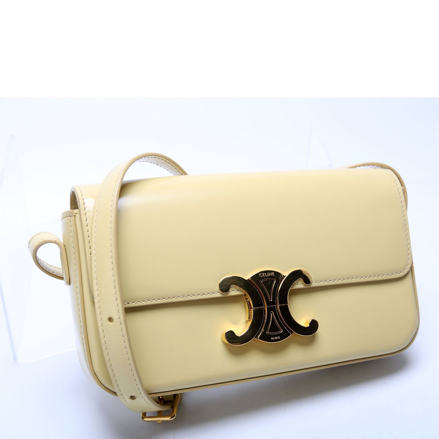 Triomphe Shoulder Bag Calfskin Yellow