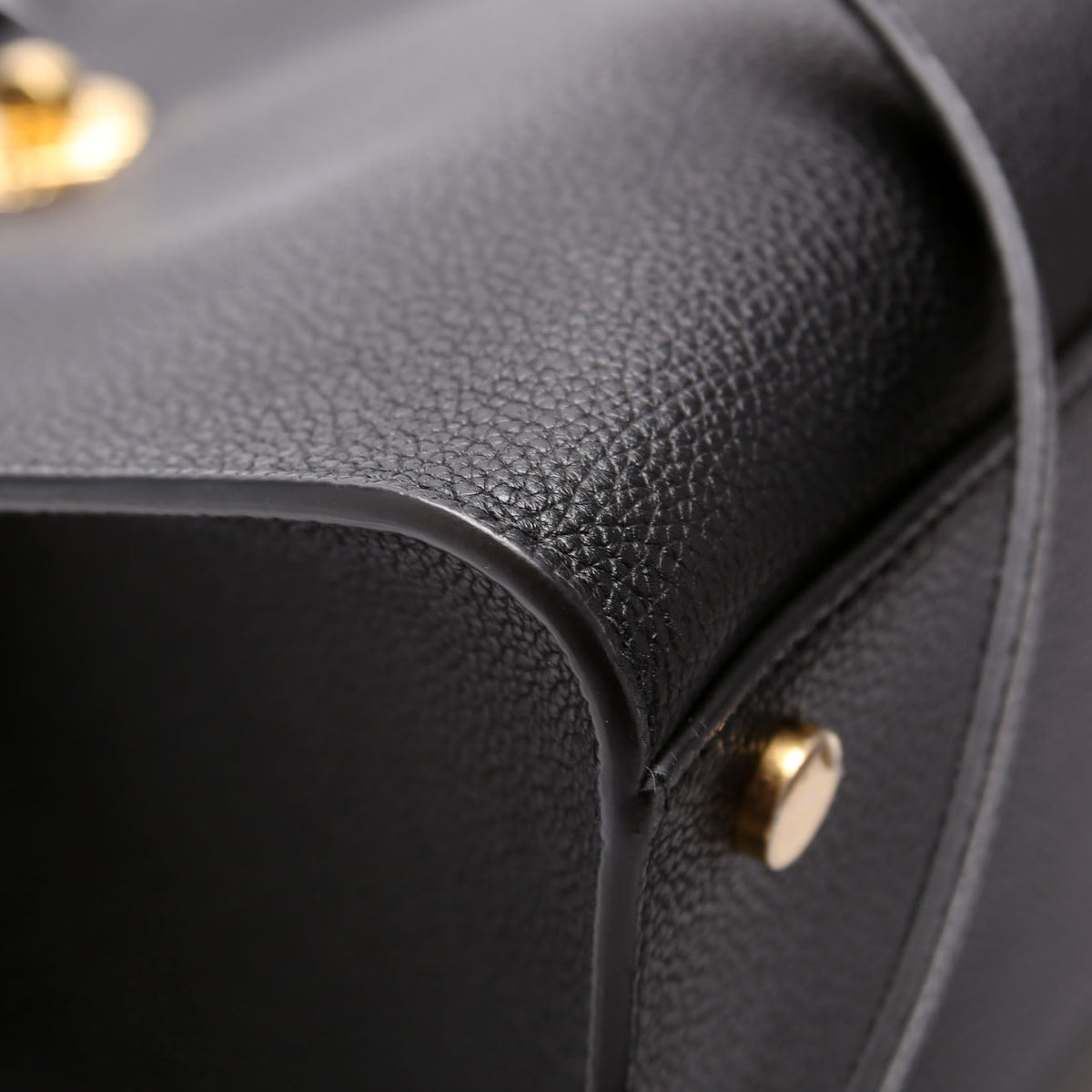 81113501 Cotswold Mini Top Handle Bag Calfskin Black