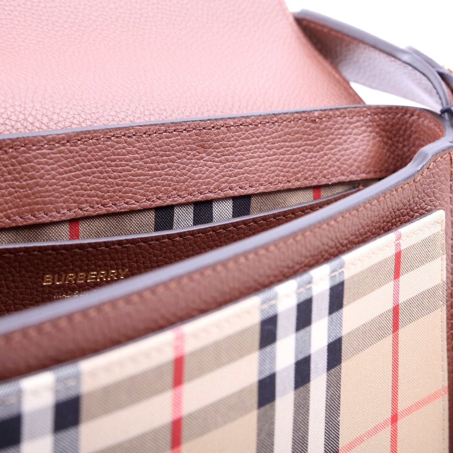 e Crossbody Vintage Check Medium Brown