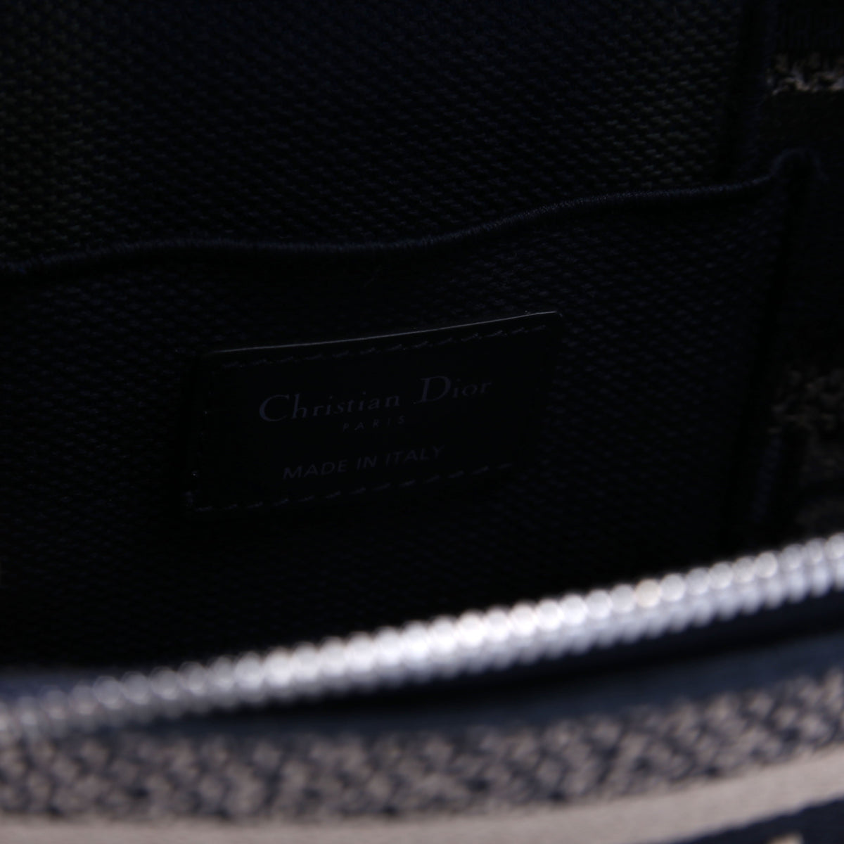 Travel Small Vanity Case Oblique With Strap