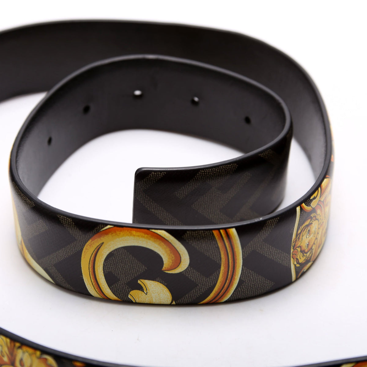Fendace FF Baroque Reversible Belt Size 105/42 Black/Yellow