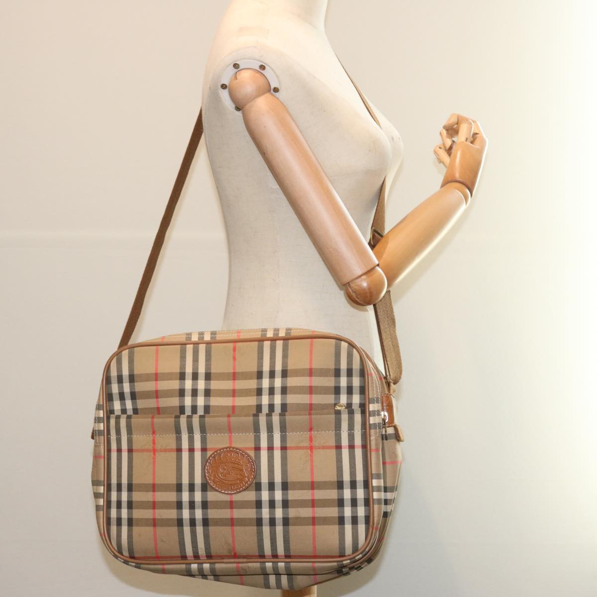 BURBERRY Nova Check Shoulder Bag