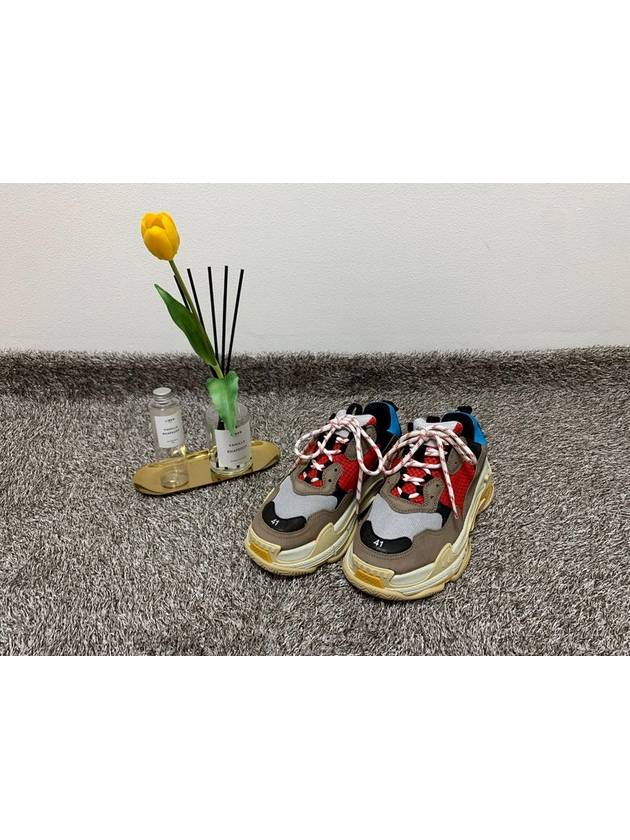 Luxury Balenciaga  Triple S Multi 41 260