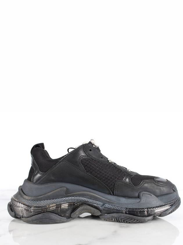 Luxury Balenciaga  Triple S Dirty Black 41 Domestic 260