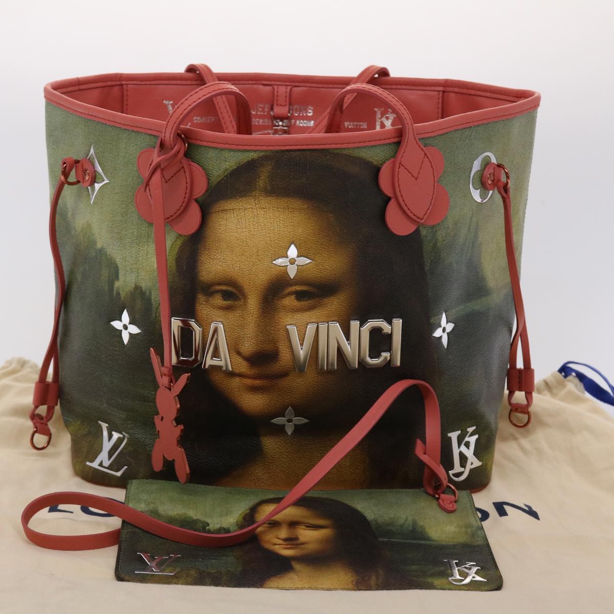 LOUIS VUITTON Neverfull Tote